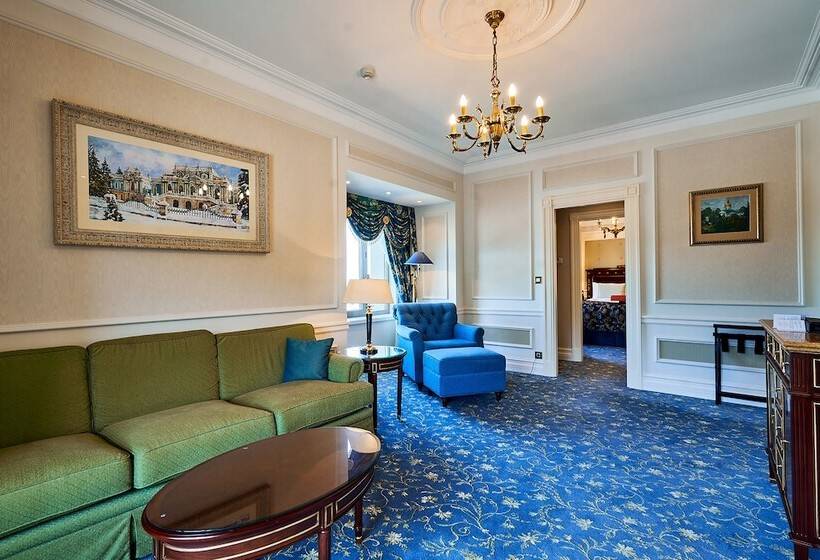 سوییت جونیور, Fairmont Grand Hotel Kyiv