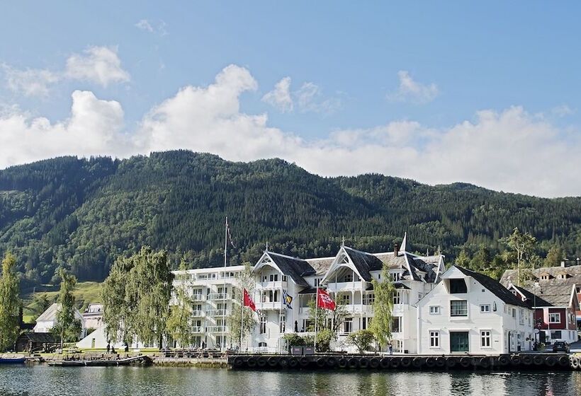 Люкс Вид на Море, Thon Hotel Sandven