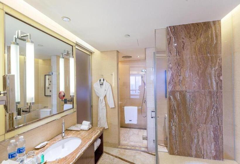 اتاق لوکس با تخت بزرگ, The Westin Nanjing Xuanwu Lake