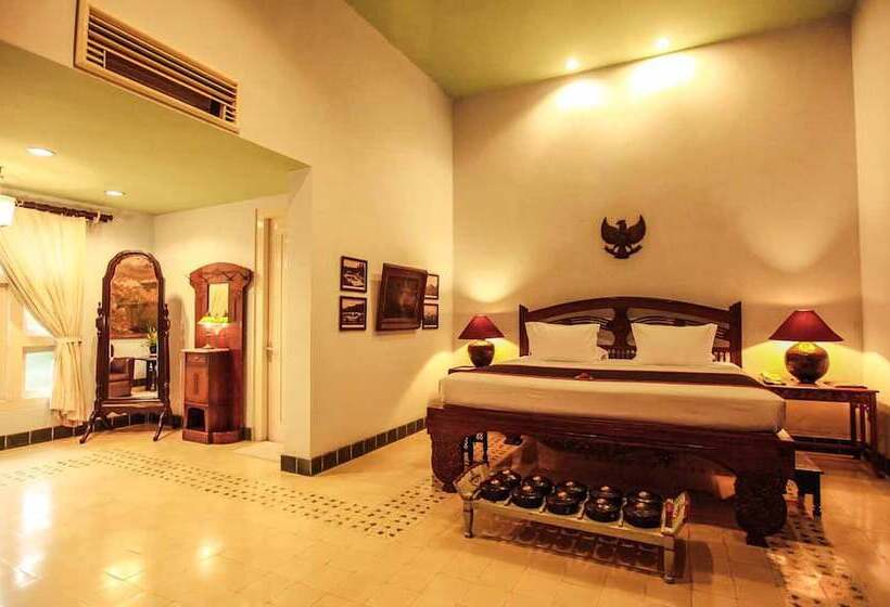 Family Suite, Tugu Blitar