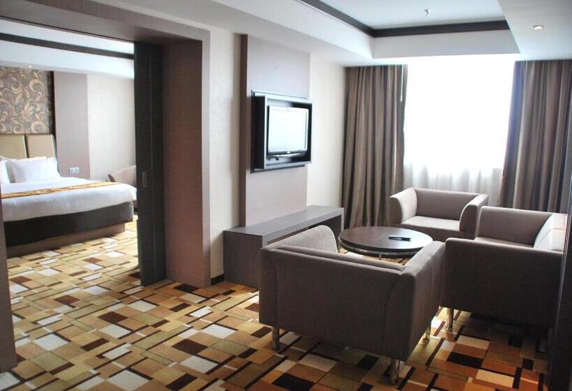 Полулюкс, Grand Paragon Hotel Johor Bahru