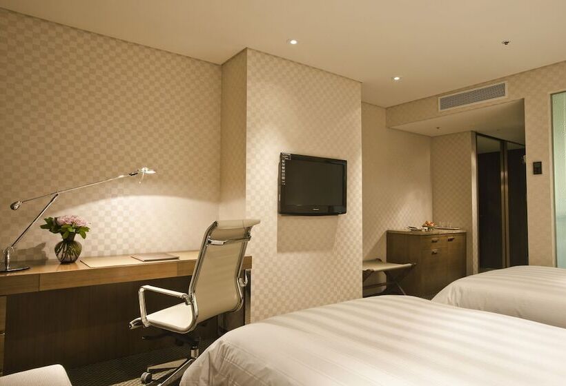 Quarto Deluxe, Lotte City Hotel Mapo