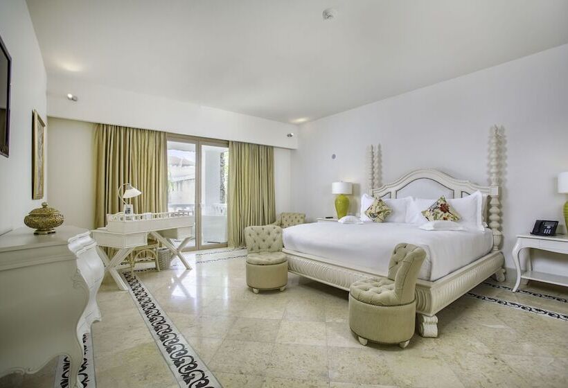 ویلای 4 خوابه, Eden Roc Cap Cana