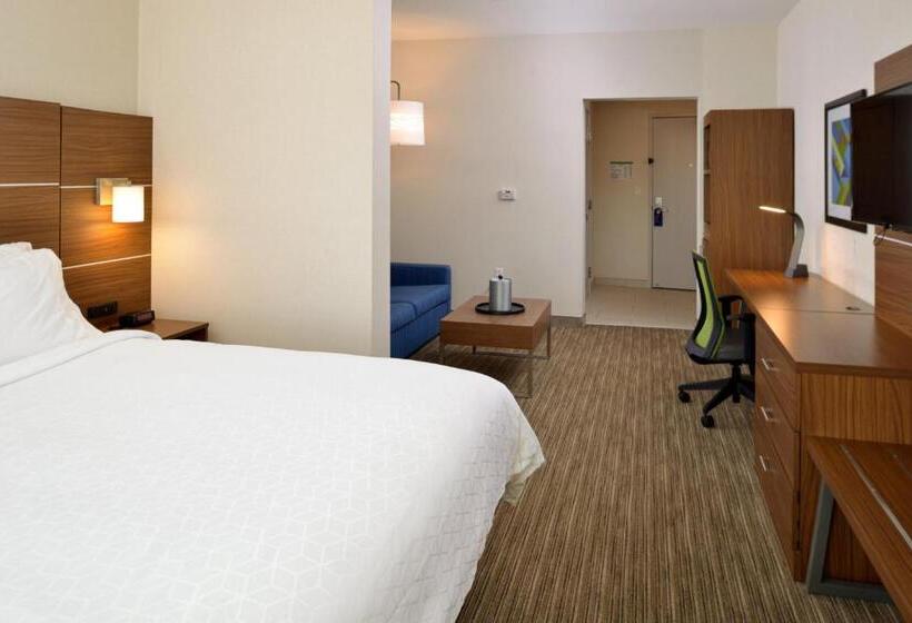 스탠다드 룸 킹사이즈 침대, Holiday Inn Express Lodi, An Ihg