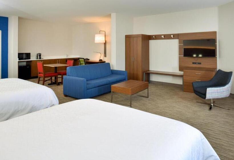장애인용 디럭스룸, Holiday Inn Express Lodi, An Ihg