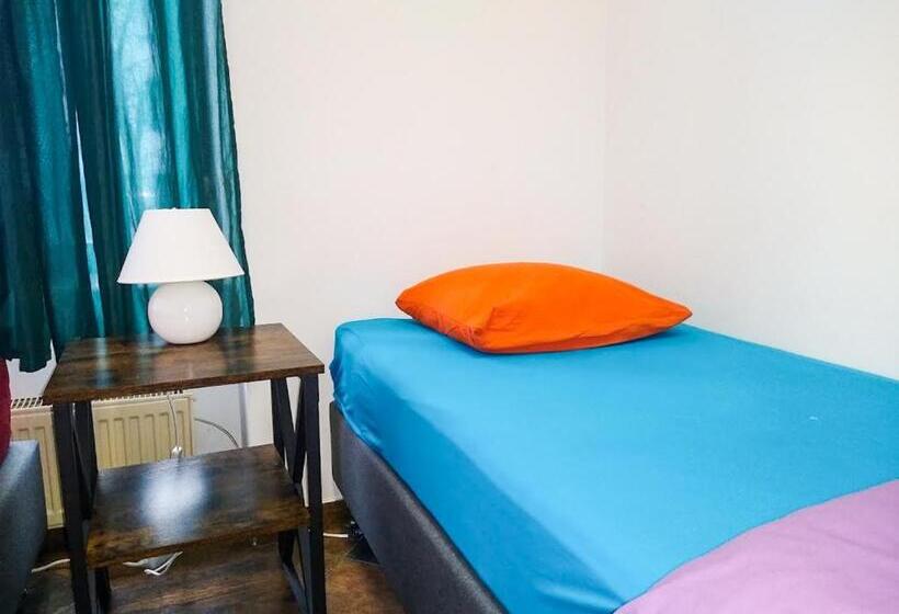 غرفة قياسية, Music Hostel Piotrkowska