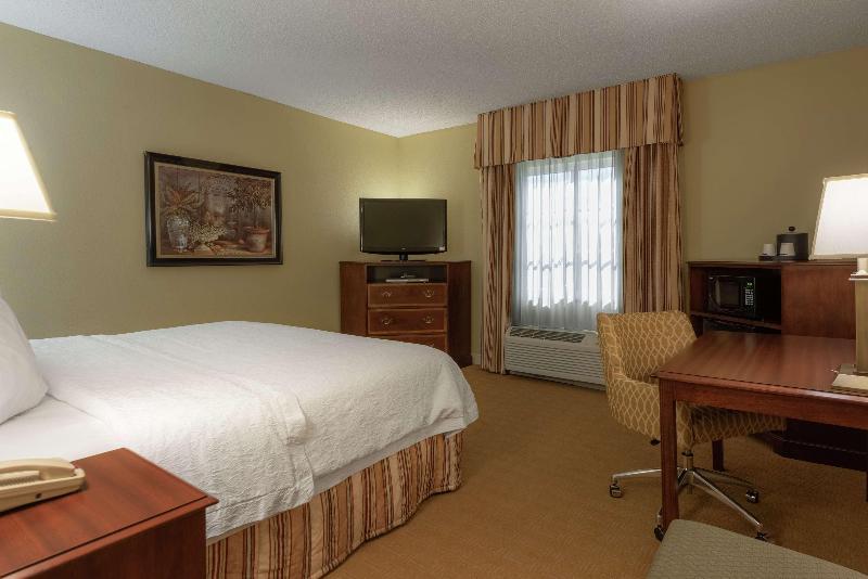 Люкс, Hilton London Wembley