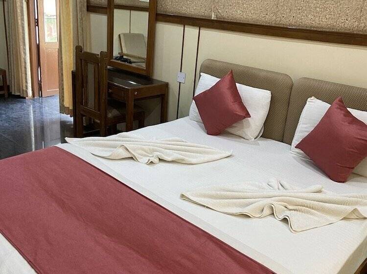 Люкс, Summerville Beach Resort