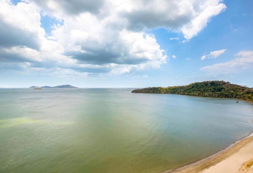 Люкс Клуб, The Westin Playa Bonita Panama