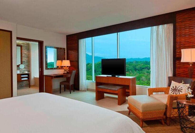 Номер Deluxe Кровать Кинг, The Westin Playa Bonita Panama