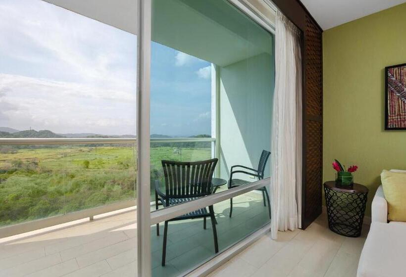 Люкс Клуб, The Westin Playa Bonita Panama