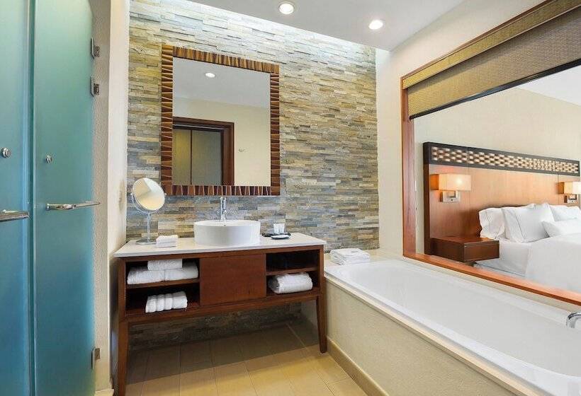 Номер Deluxe Вид на Море с Балконом, The Westin Playa Bonita Panama