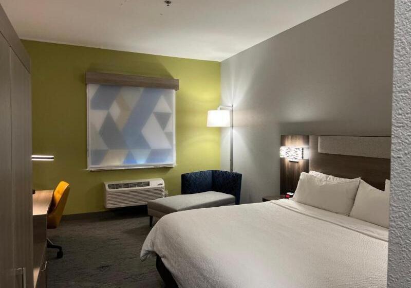 Номер Стандарт Кровать Кинг Адаптированный для Инвалидов, Holiday Inn Express Hotel & Suites Woodward Hwy 270, An Ihg