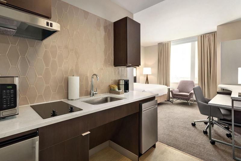 اتاق استاندارد با تخت بزرگ, Holiday Inn Express Tulsa South Bixby, An Ihg