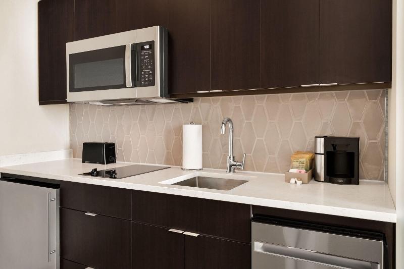 اتاق استاندارد با تخت بزرگ, Holiday Inn Express Tulsa South Bixby, An Ihg