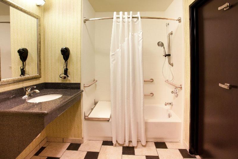 سوئیت با تخت بزرگ, Holiday Inn Express Tulsa South Bixby, An Ihg