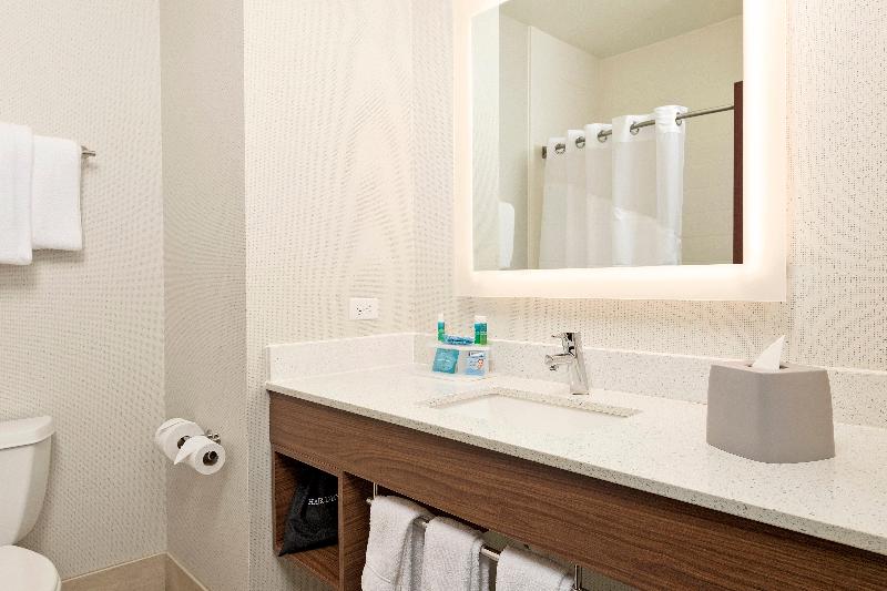 Стандартный Номер Кровать Кинг, Holiday Inn Express Hotel And Suites Conroe, An Ihg