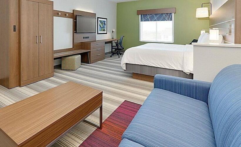 Люкс, Holiday Inn Express & Suites   Denton North, An Ihg