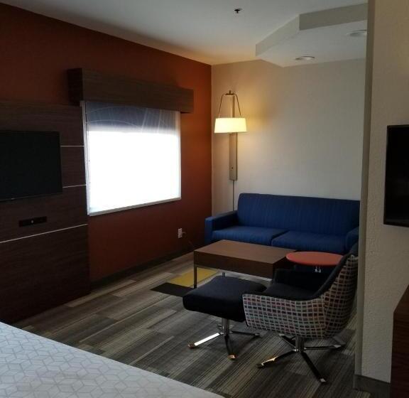 이그제큐티브 룸 킹사이즈 침대, Holiday Inn Express Winfield   Teays Valley, An Ihg