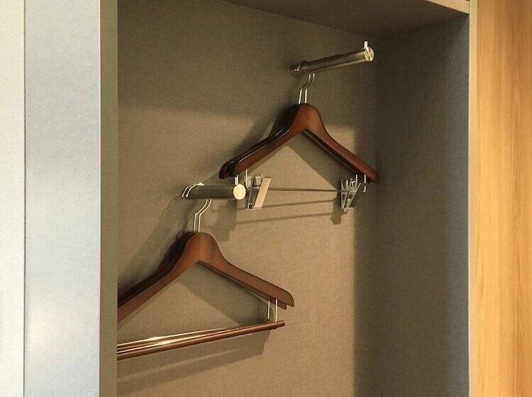 Quarto Deluxe, Nihon Seinenkan