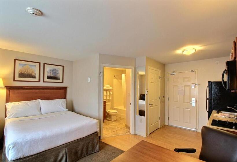 Студия Стандарт, Candlewood Suites Milwaukee Airport   Oak Creek, An Ihg