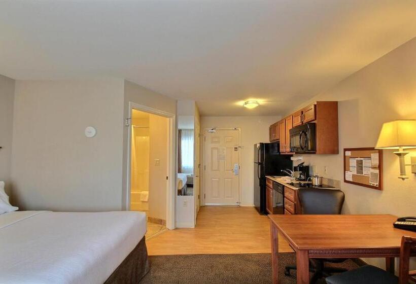 Студия Стандарт, Candlewood Suites Milwaukee Airport   Oak Creek, An Ihg