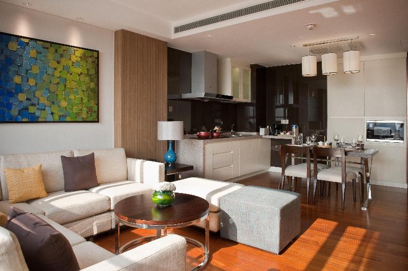 سوئیت با چشم‌انداز زمین گلف, Crowne Plaza Shanghai Anting Auto City