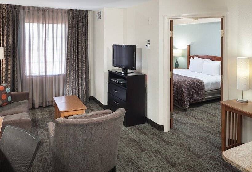 스위트, Staybridge Suites Jackson, An Ihg