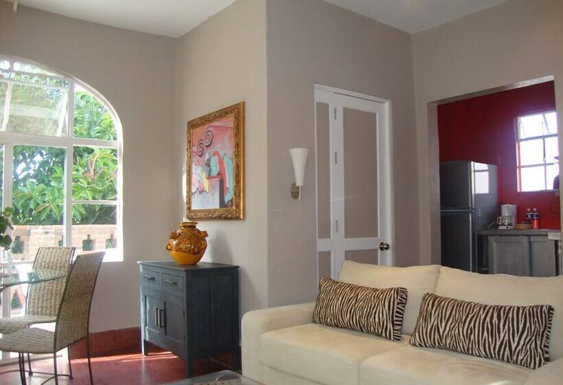 استودیوی پریمیوم, Suites Santo Domingo