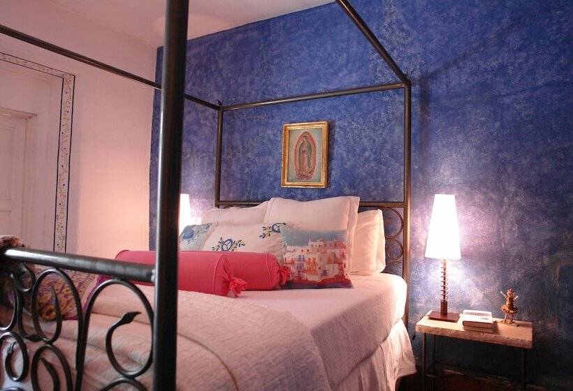 استودیوی پریمیوم, Suites Santo Domingo