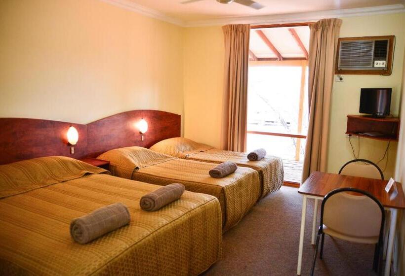 Четырехместный Номер Стандарт, Erldunda Desert Oaks Resort