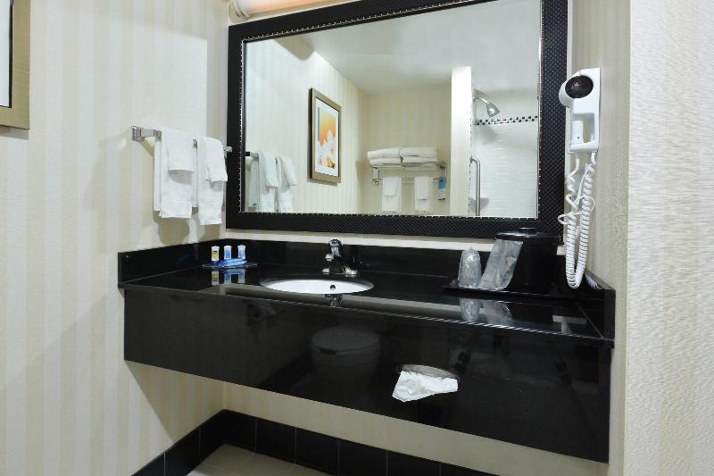 Стандартный Номер Кровать Кинг, Fairfield Inn & Suites Wytheville