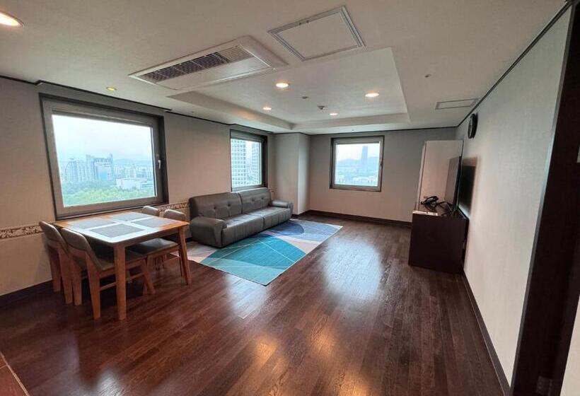 Люкс Повышенной Комфортности, Toyoko Inn Daejeon Government Complex