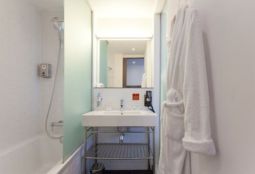 اتاق استاندارد, Azimut Hotel Tulskaya Moscow
