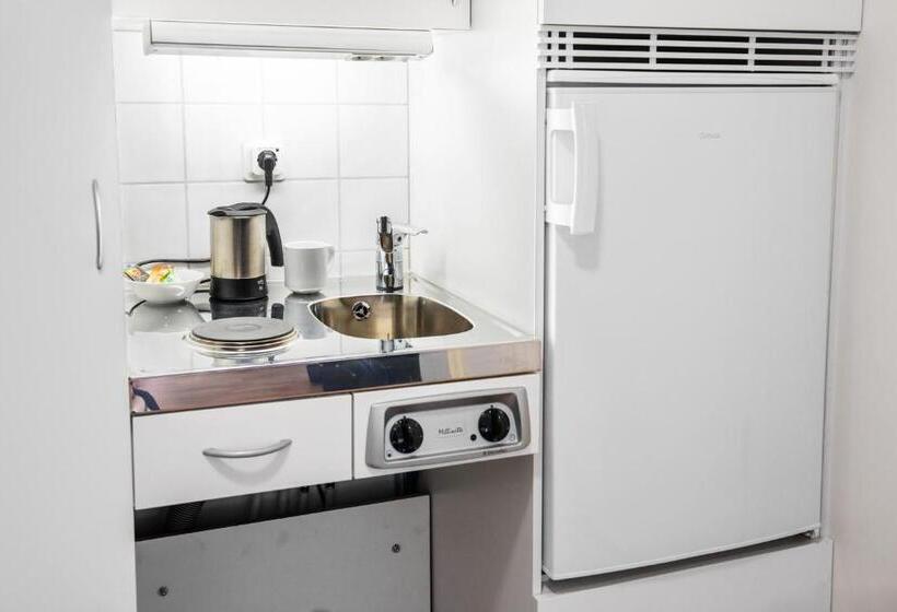 Семейный Номер, Attendo Park Hotell