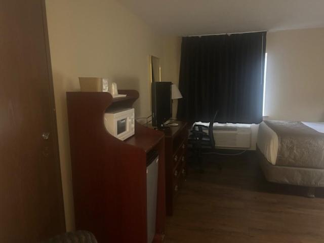 Номер Стандарт, Baymont By Wyndham Battle Creek/i94