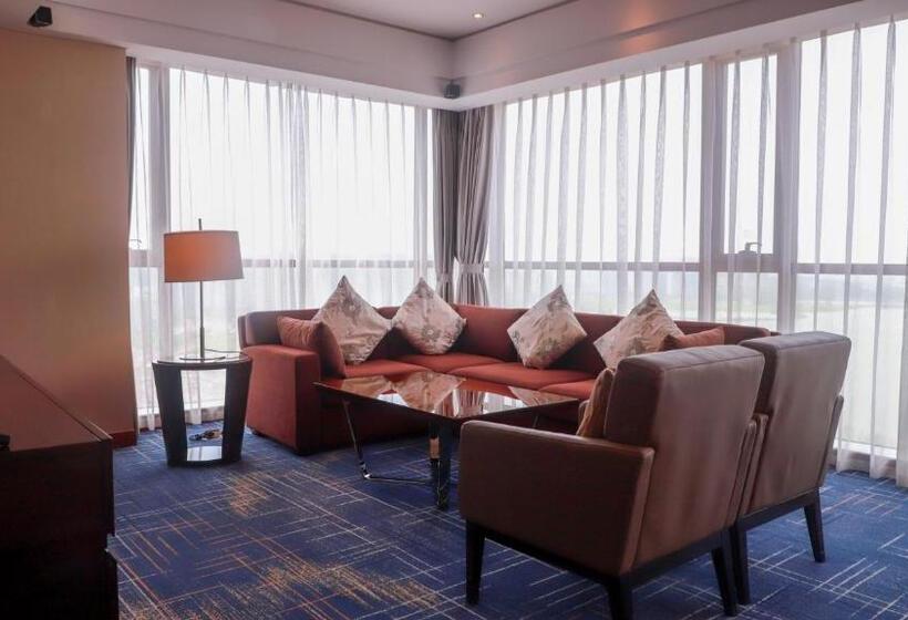Президентский Люкс, Four Points By Sheraton Suzhou