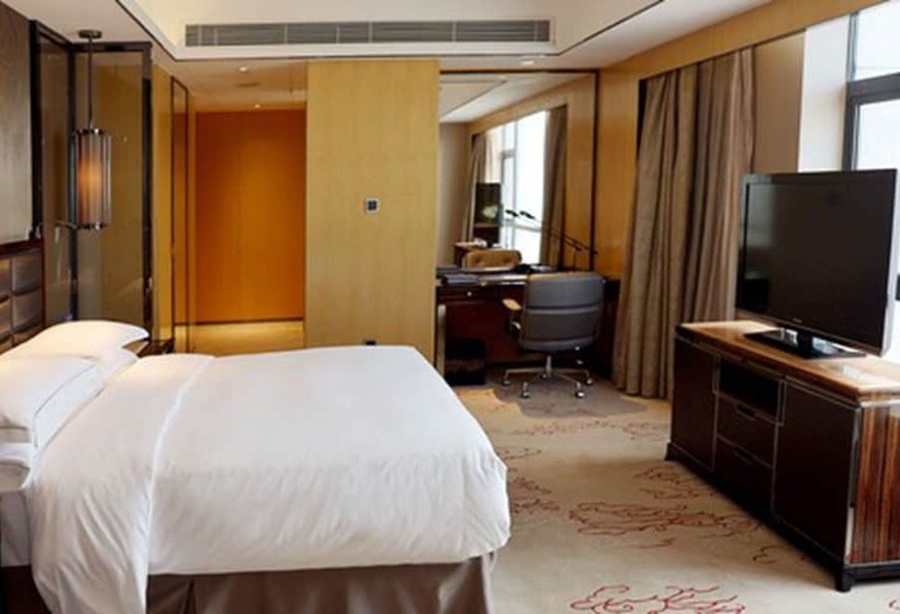 اتاق لوکس, Hilton Zhongshan Downtown