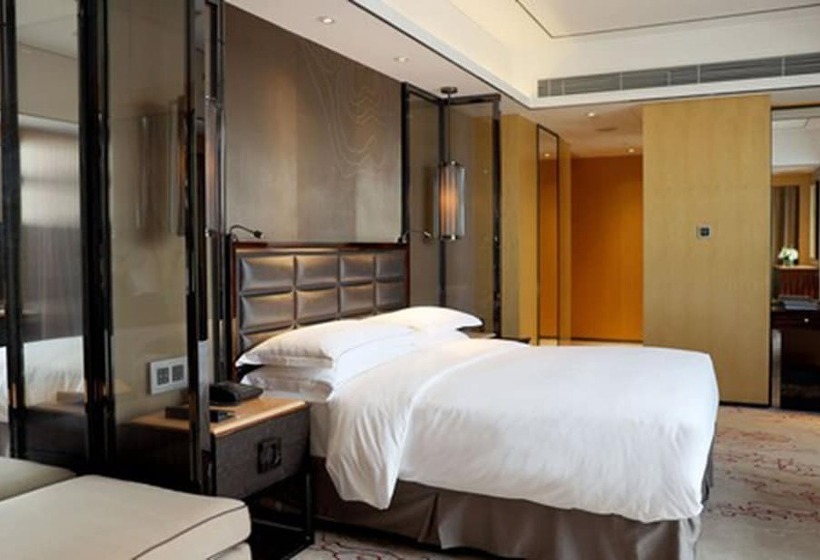 اتاق لوکس, Hilton Zhongshan Downtown