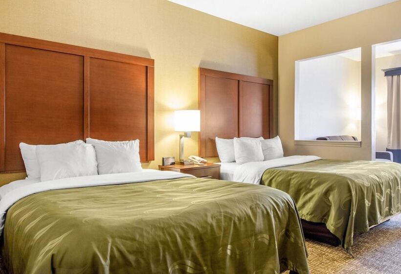 Люкс, Quality Suites