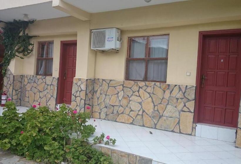 اتاق استاندارد, Ugur Pansiyon Bungalows