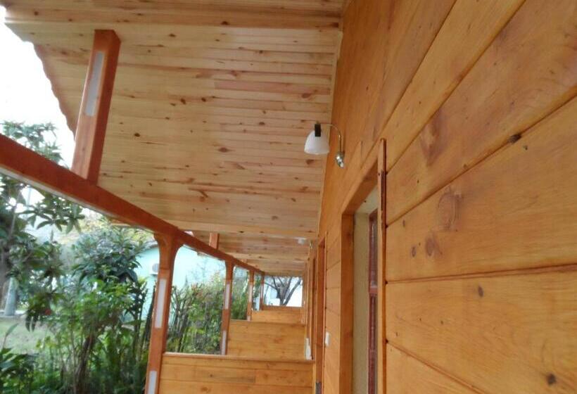 اتاق استاندارد با بالکن, Ugur Pansiyon Bungalows