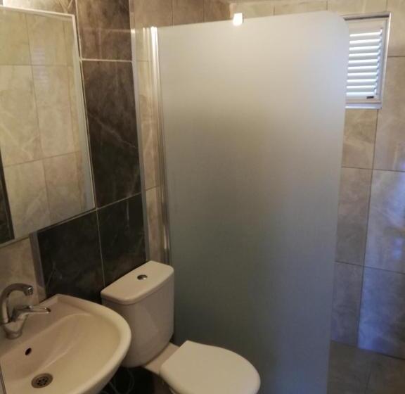اتاق استاندارد با بالکن, Ugur Pansiyon Bungalows