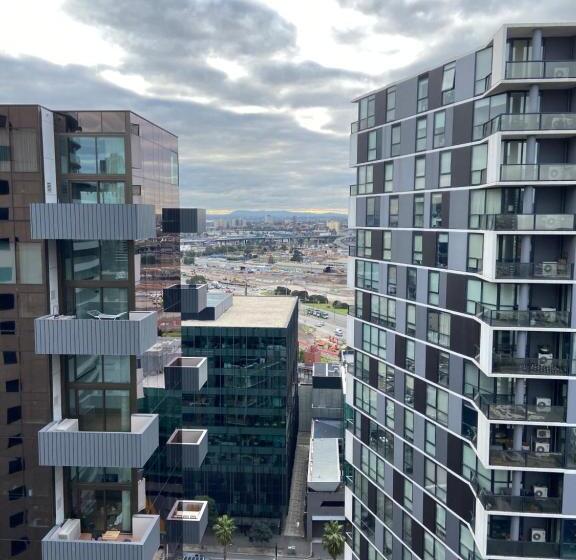 آپارتمان اجرایی 1 خوابه, Akom At Docklands