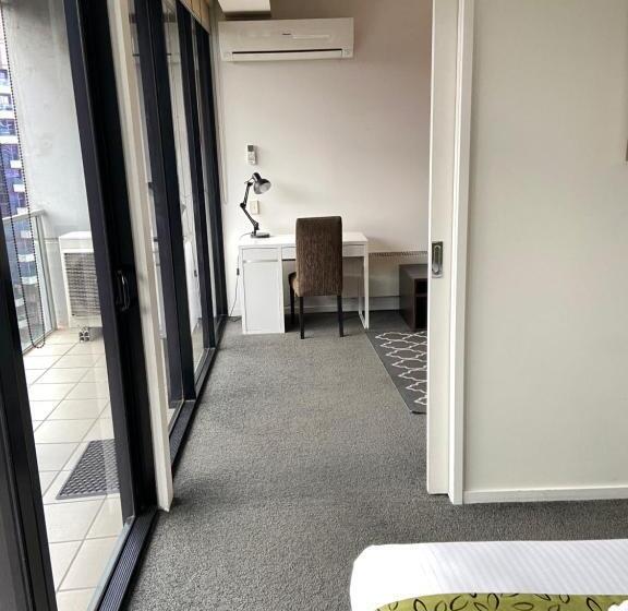 آپارتمان اجرایی 1 خوابه, Akom At Docklands