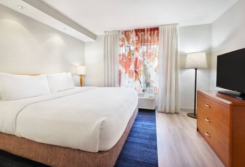Люкс, Fairfield Inn & Suites By Marriott Hinesville Fort Stewart