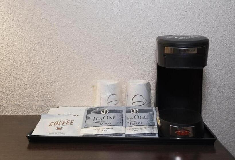 장애인을 위한 수피리어 룸, Red Roof Inn & Suites Mt Holly  Mcguire Afb