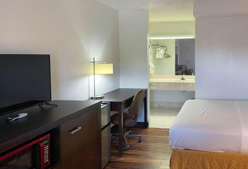 带大床的标准间, Motel 6 Fancy Gap Va