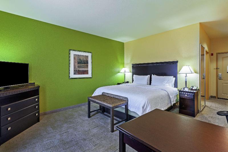 اتاق استاندارد با تخت بزرگ, Hampton Inn & Suites Tulsa North/owasso