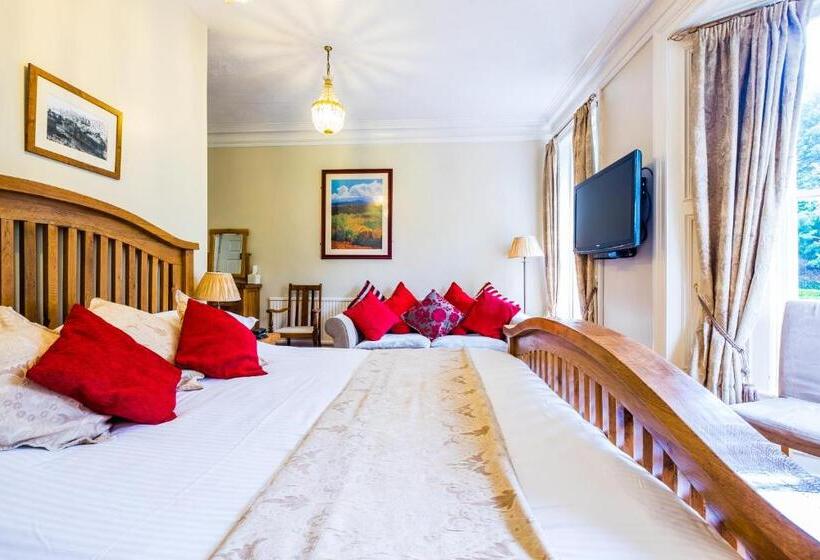 اتاق لوکس با تخت بزرگ, Broomfield House
